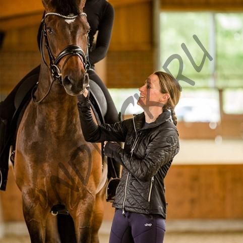 Гибридная куртка Uhip x Iontex