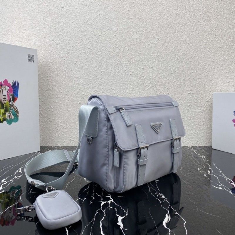 PRADA 27*20,5*12 cm