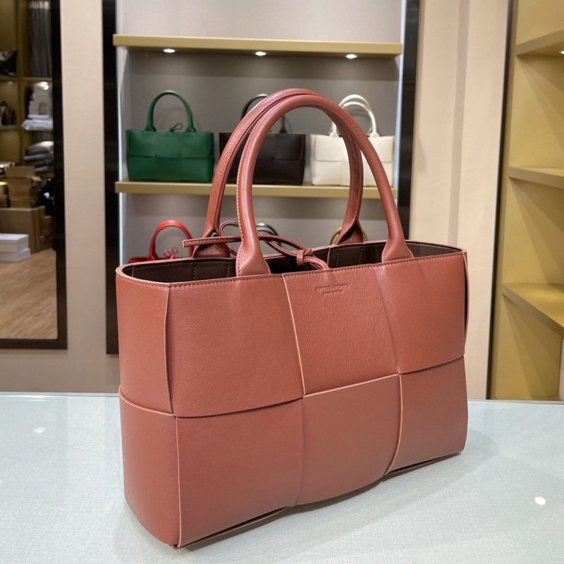 Bottega Veneta Arco Tote 36*24*12 см