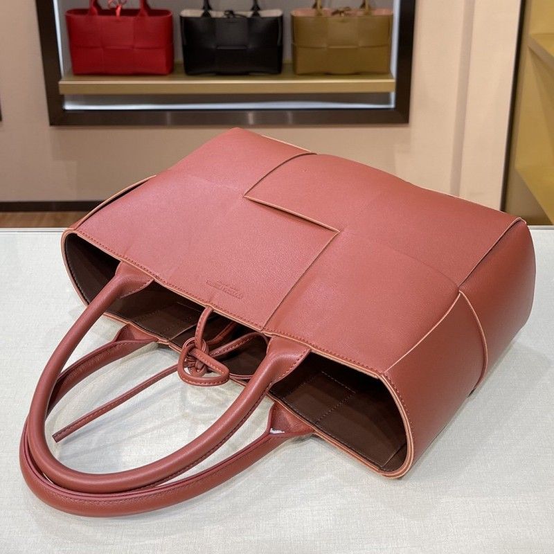Bottega Veneta Arco Tote 36*24*12 см