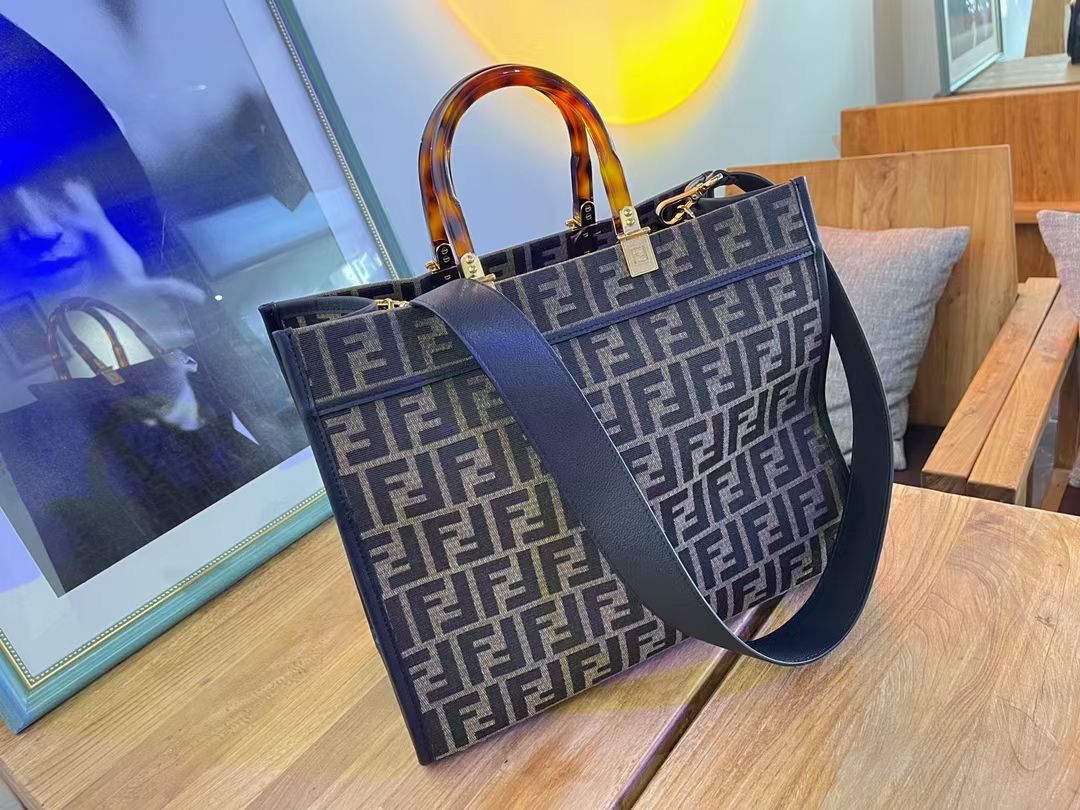 Сумка шоппер FENDI 35 cm