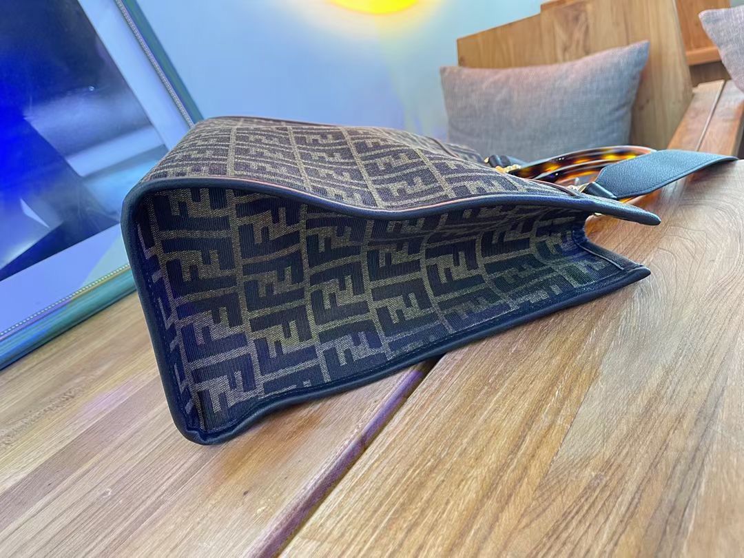 Сумка шоппер FENDI 35 cm