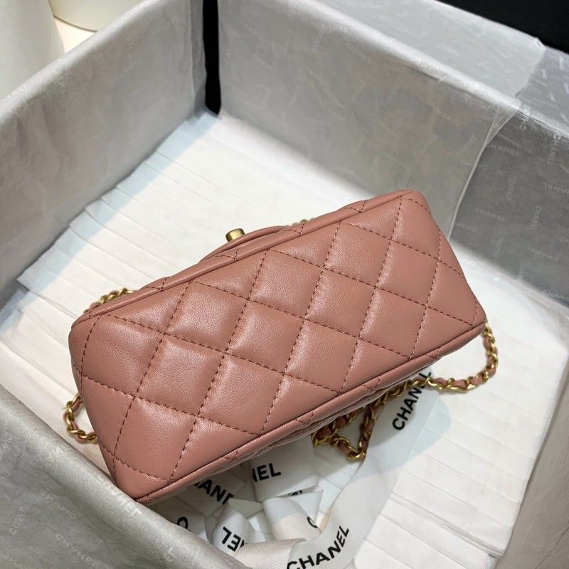 CHANEL 20 cm