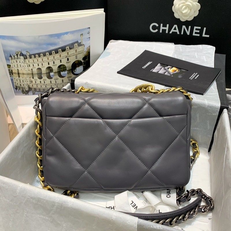 CHANEL 26x16x9cm