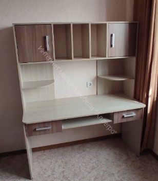 Компьютерный стол "Стендмебель 8"