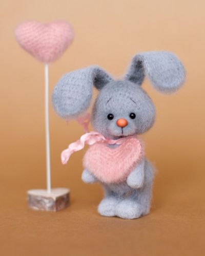 Зайка-валентинка (gromsvet)