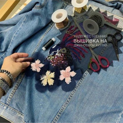 Художественная вышивка на джинсовой куртке (Валентина Тельпиз)