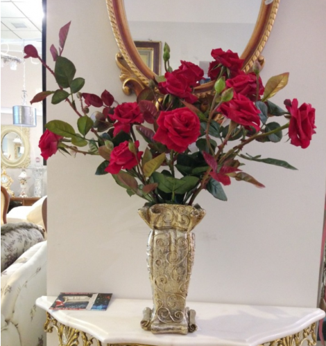 Кустовая роза 'Красная магия' (Юлия Брусанова)