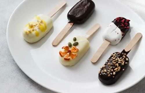 Сборник авторских рецептов полезных десертов в виде эскимо (Ирина Собченко)