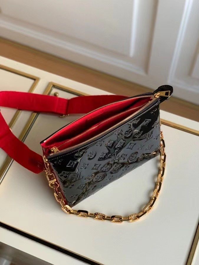 Louis Vuitton 26x20x12 cm