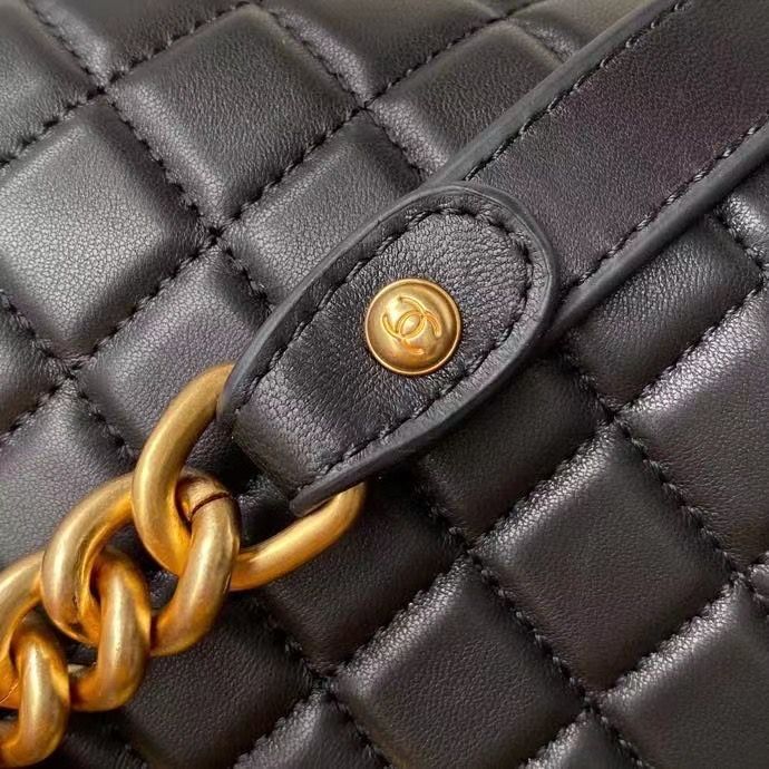 CHANEL LE BOY 20cm