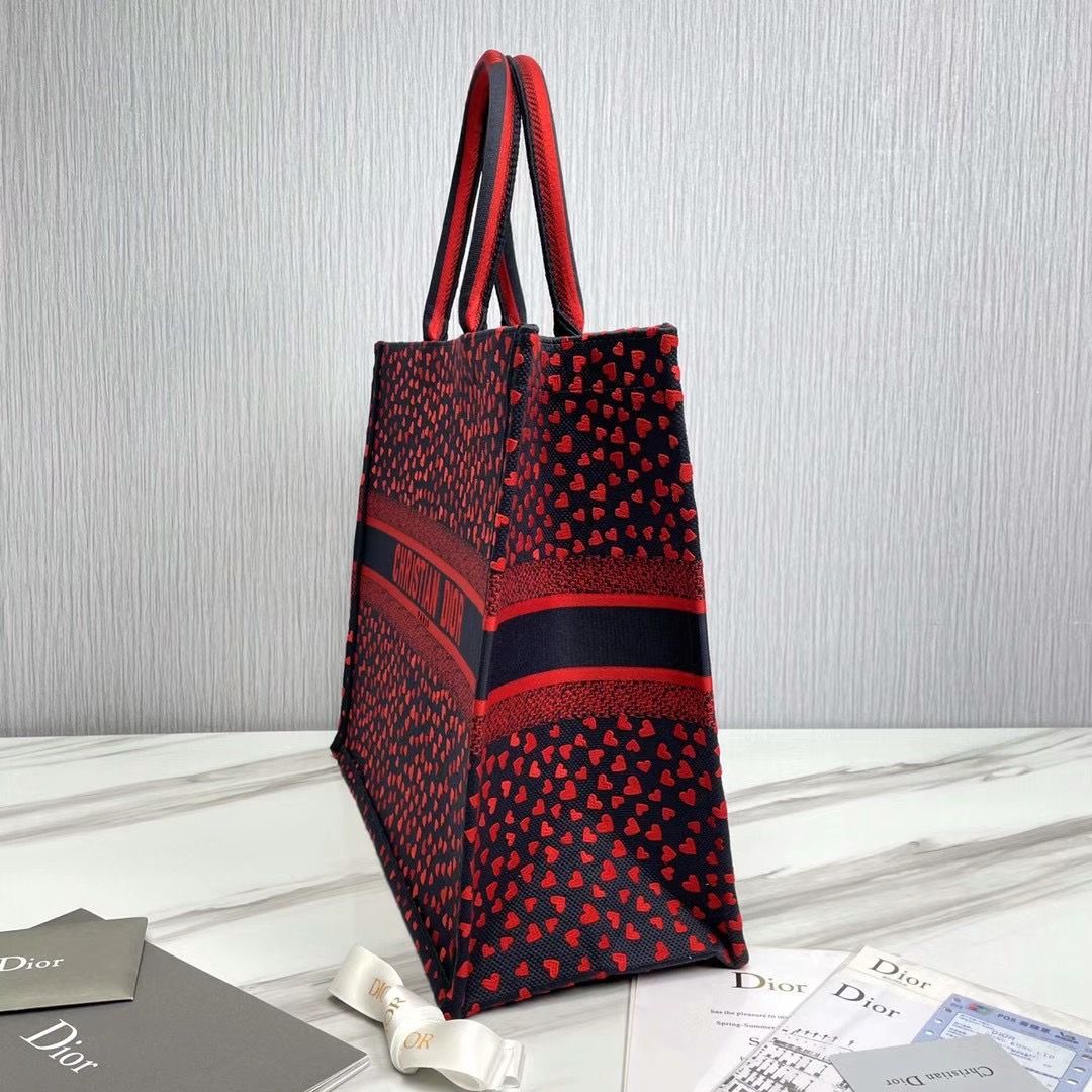 Dior Book Tote 41,5 cm