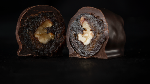 Конфеты Финики с грецким орехом 1уп*1кг Конфеты Финики с грецким орехом 1уп*1кг