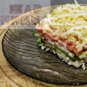 Салат овощной с курицей 150г