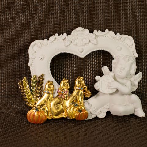 Брошь "Кошки и урожай" (KC США)