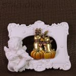 Брошь "Два котика и урожай" (KC США)