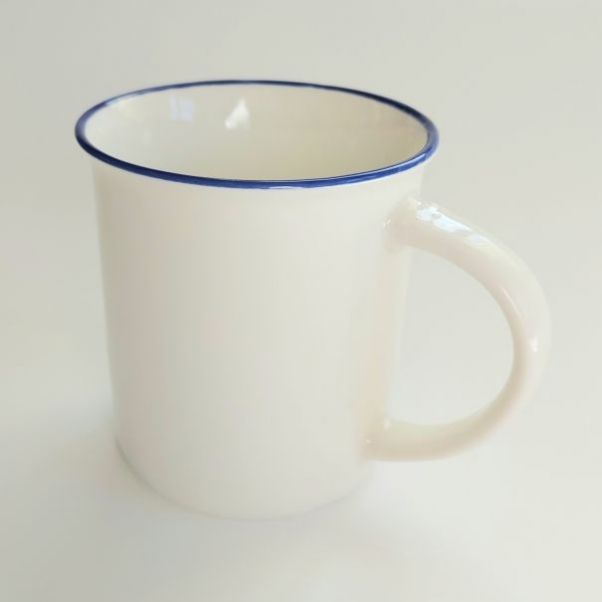 Кружка Nostalgie с синим ободком