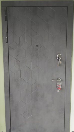 Входная дверь Лабиринт Бетон 24 Бетон светлый