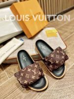 Шлепанцы Louis Vuitton