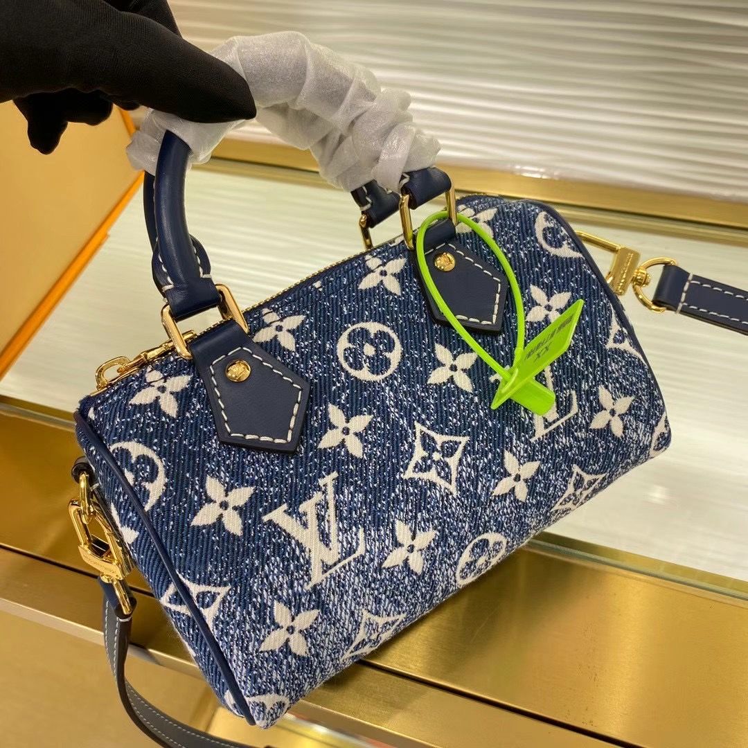 Louis Vuitton Nano Speedy 16 cm