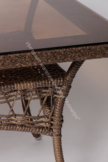 Стол FM-2001 квадратный, коричневый, искусственный ротанг/стекло
