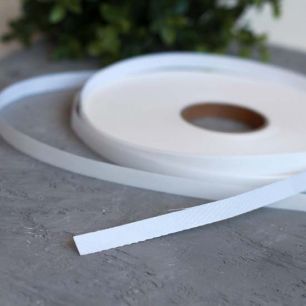 Паутинка-сетка клеевая на бумаге 10 мм * 100 м