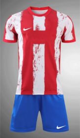 Форма футбольная комплект Nike Derby Atletic 2022 красно белая