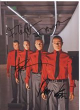 Автографы: Kraftwerk. Ральф Хюттер, Фриц Хильперт, Хенинг Шмиц, Фальк Гриеффенхаген