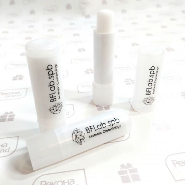 Помады с логотипом BFLAb