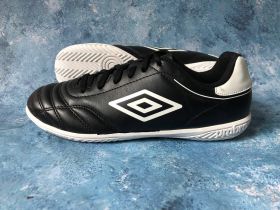 Бутсы футзальные Umbro Classico VIII CL IC для зала