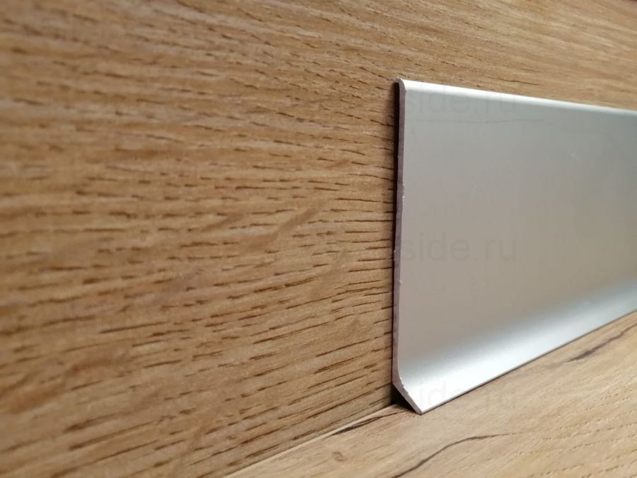 Плинтус алюминиевый Евротрим 2157, 60х10 мм, серебро матовое