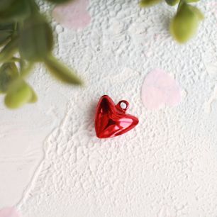 Бубенчик-сердце 2 см. глянцевое красное (10 штук)