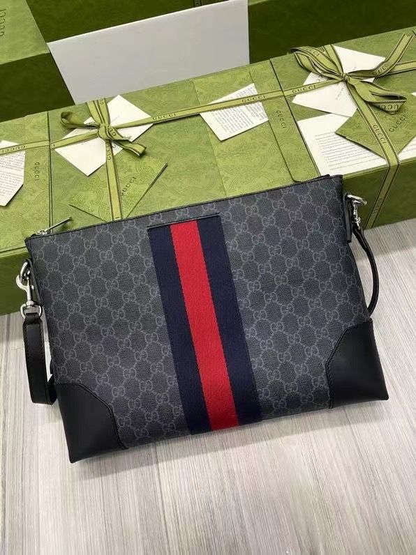 GUCCI 35x25x4,5 cm