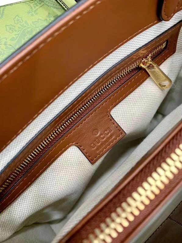 GUCCI MATELASS 28x22x10 cm