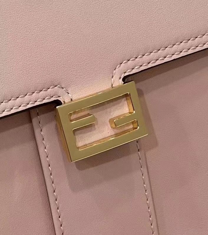 FENDI BAGUETTE PEEK-A-BOO 23x11x18 cm