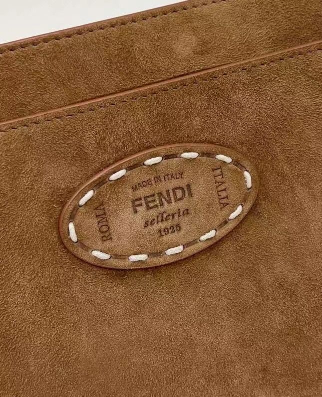 FENDI PEEK-A-BOO  33x25x13,5 cm