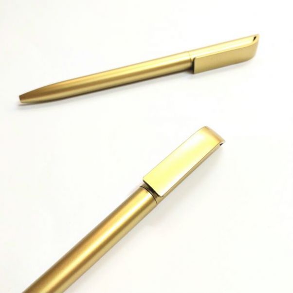 Шариковая ручка Каролина золотистая