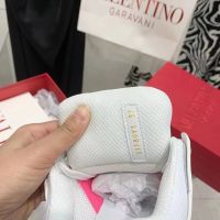 Кроссовки Valentino