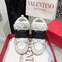 Кроссовки Valentino