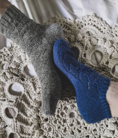 [Vata_knit] Носки «Chessgame_socks» (Юлья Кроликова)