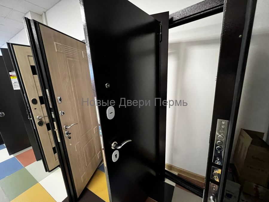 Престиж 2К Миррор Входная дверь с зеркалом