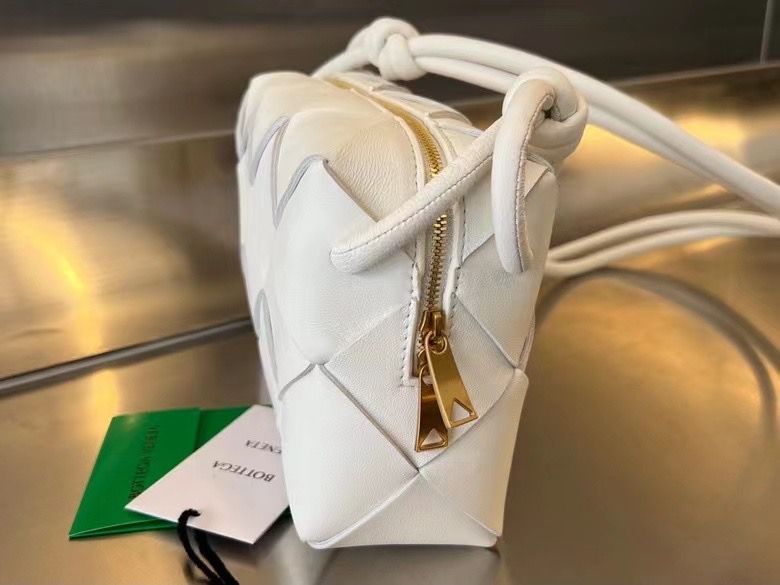 Bottega Veneta 22x14x7,5 cm