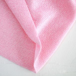 Лоскут трикотажной ткани вязаный -  Розовый 50х30 см