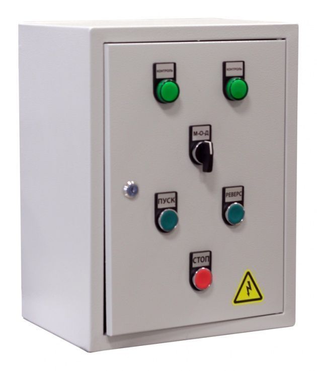 шкаф с кнопочным постом и устройством плавного пуска управления SHVRSS 93T6 3фазы 660В 50/60Гц 93квтА