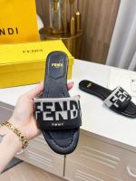 Шлепки FENDI