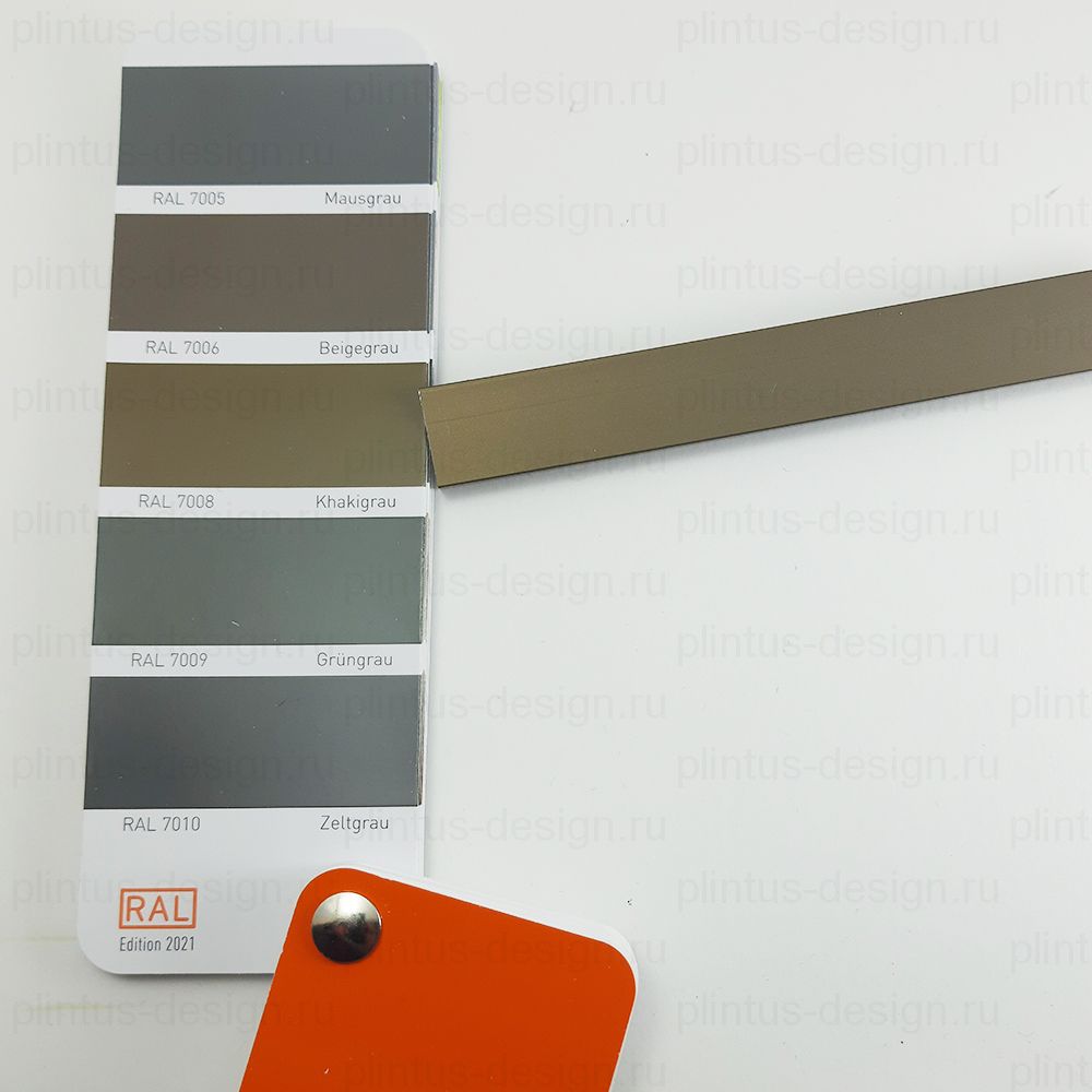 Микроплинтус для пола Шампань