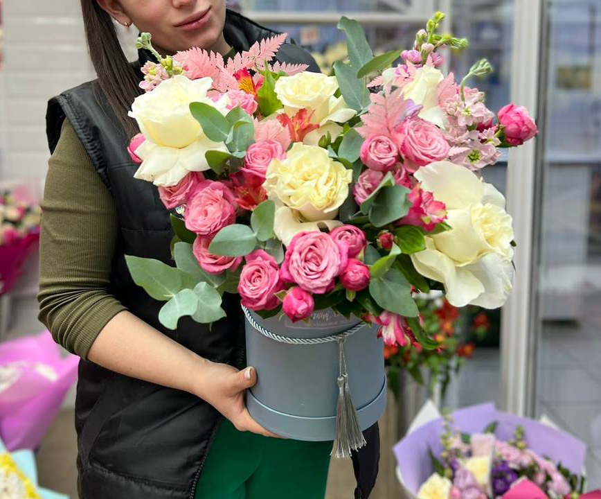 Композиция в шляпной коробке №1