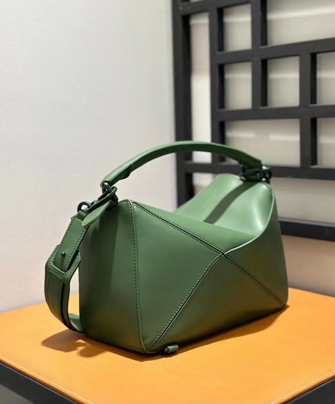 Loewe Puzzle 29x19x12 cm