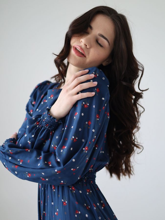 Платье Azzurro из вискозы синее