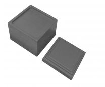 Навершие и высокий постамент колонны балюстрады